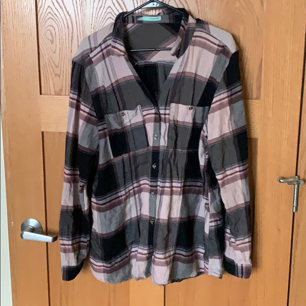 Maurice’s Pink and Black Flannel XL